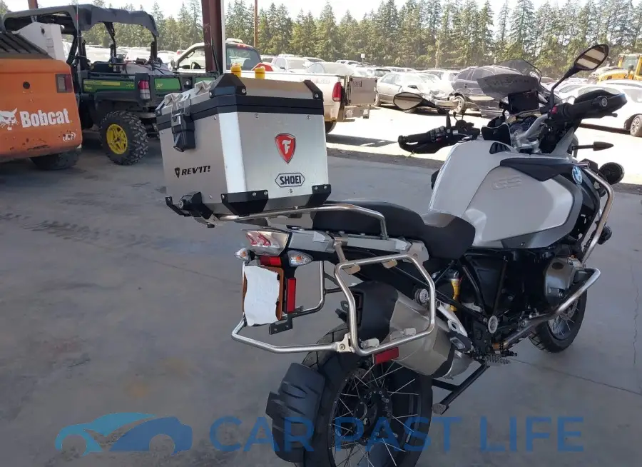 WB10A1205HZ667263# 4