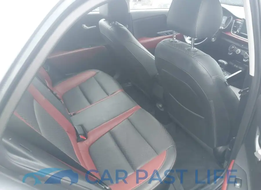 3KPA35AB4JE043970# 8