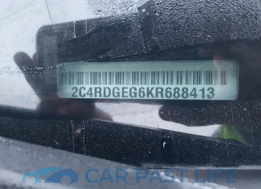 2C4RDGEG6KR688413# 9
