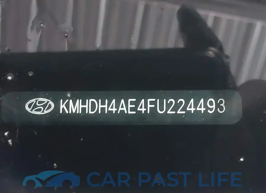 KMHDH4AE4FU224493# 9