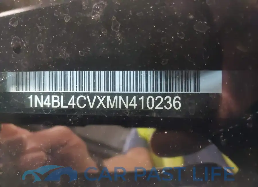 1N4BL4CVXMN410236# 18