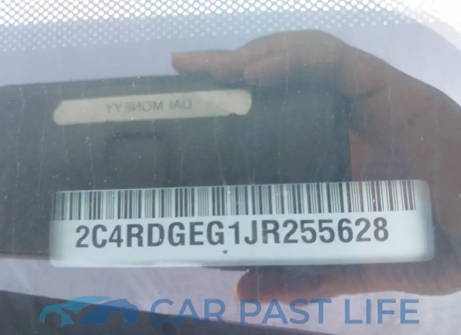 2C4RDGEG1JR255628# 9