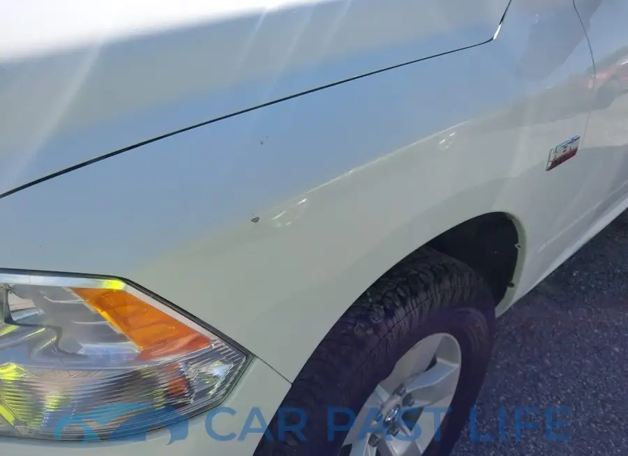 3C6JR7DT9KG585822# 18