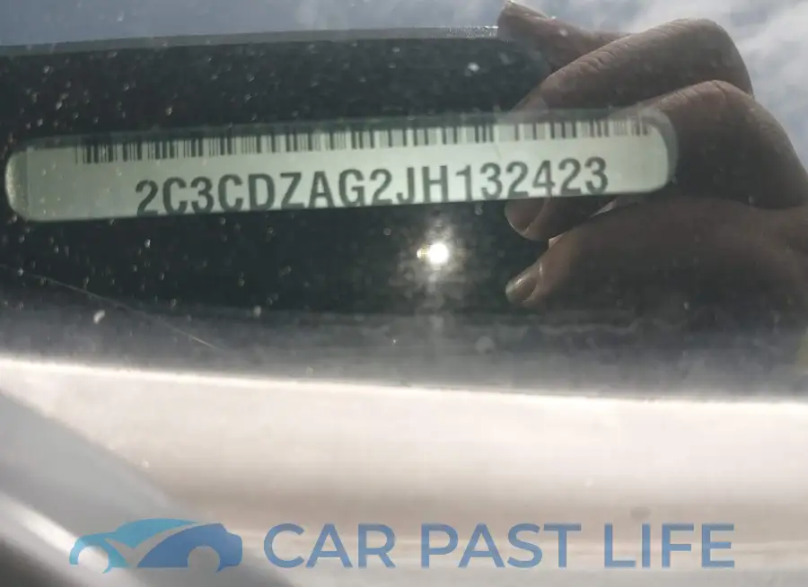 2C3CDZAG2JH132423# 18