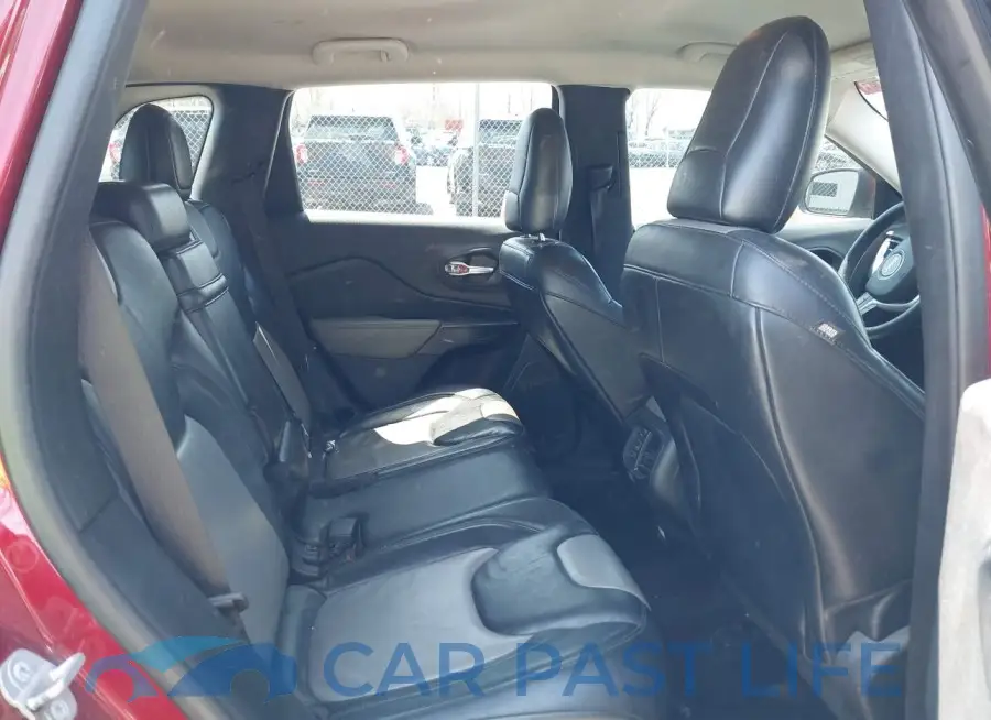 1C4PJLDB3EW173136# 8