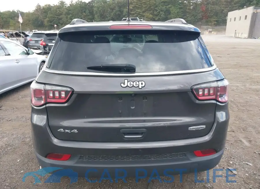 3C4NJDBB9JT176834# 15
