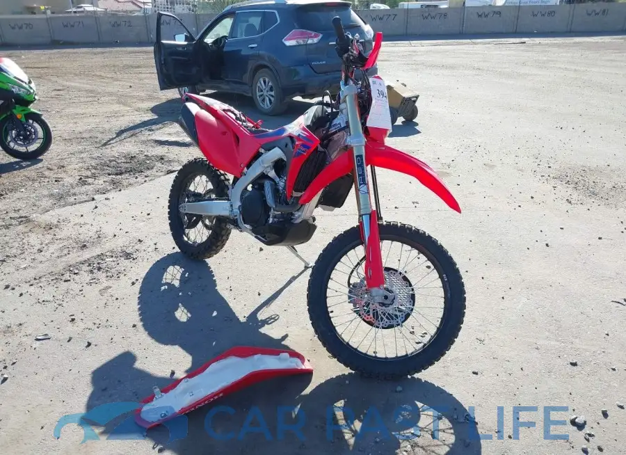 JH2PD111XPK400492# 1