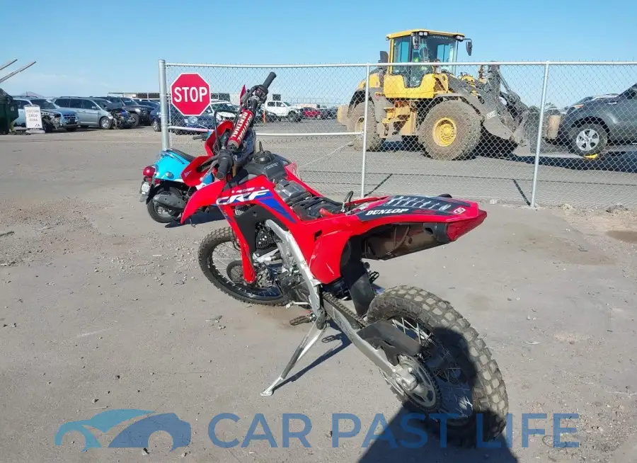 JH2PD111XPK400492# 3