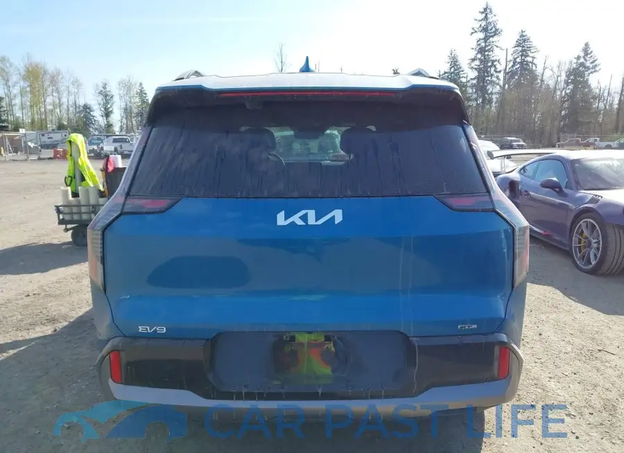 KNDAEFS51R6020785# 16