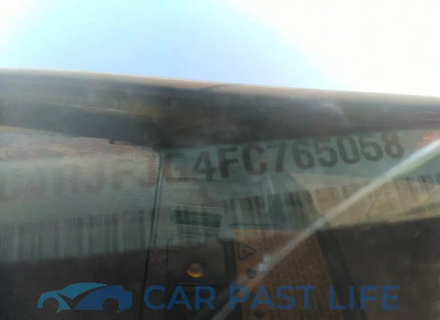 1C4RJFJG4FC765058# 9