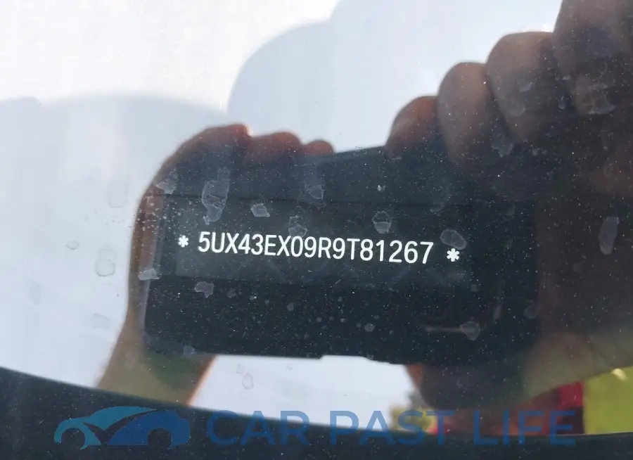 5UX43EX09R9T81267# 9