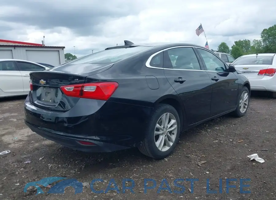 1G1ZD5ST0JF165117# 4