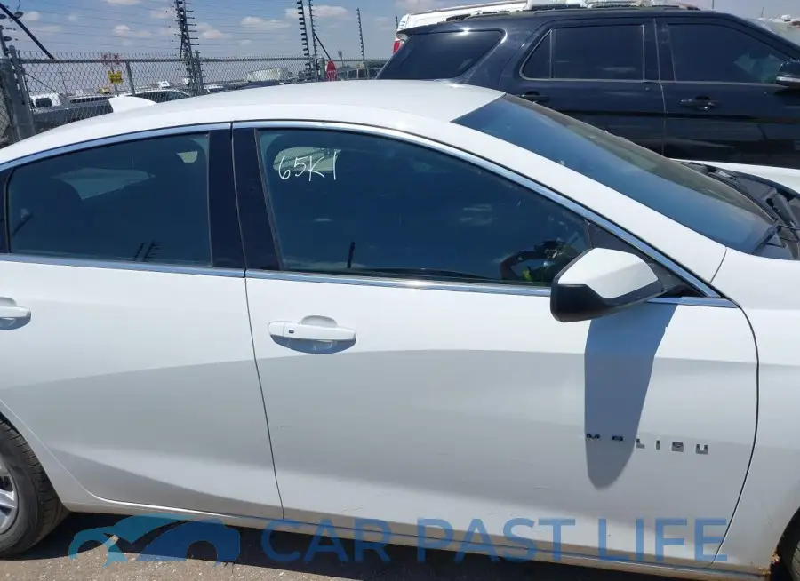 1G1ZD5ST8RF136654# 13