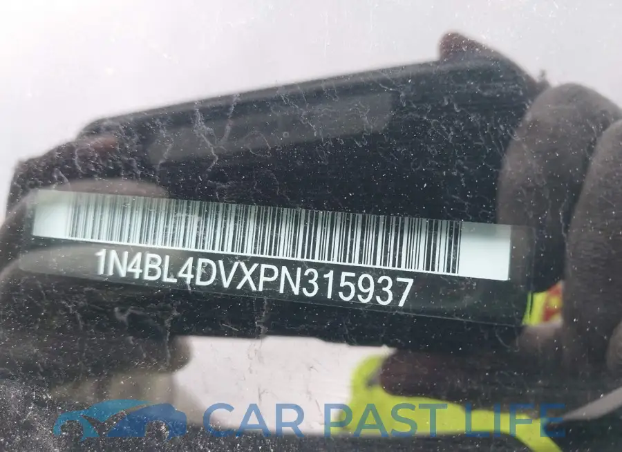 1N4BL4DVXPN315937# 9