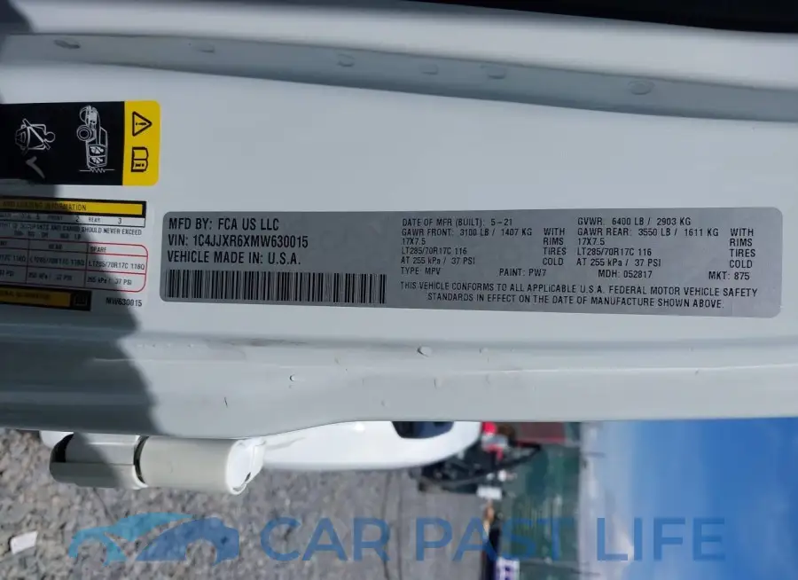 1C4JJXR6XMW630015# 9