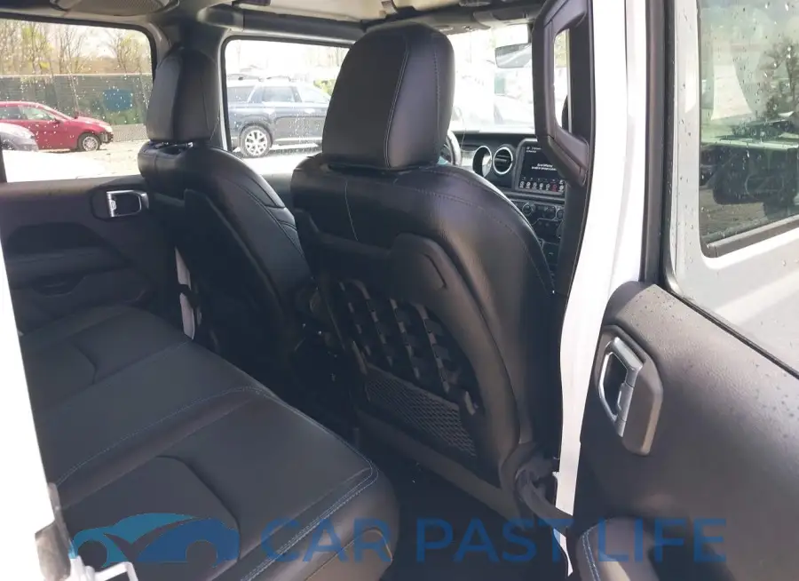 1C4JJXR6XMW630015# 8
