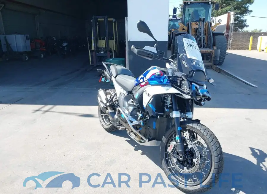 WB10M2304R6J07183# 1