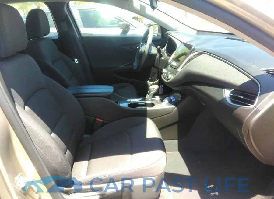 1G1ZD5STXNF163820# 5