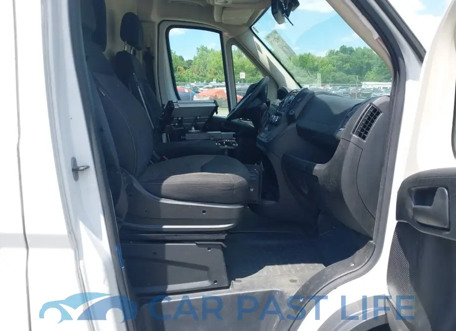 3C6TRVAG6GE107378# 5