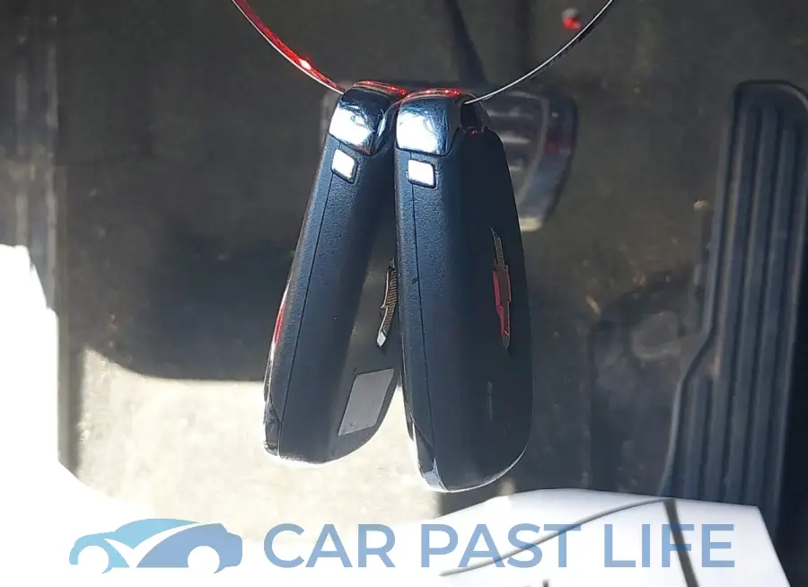 1G1FB1RX8H0133331# 11