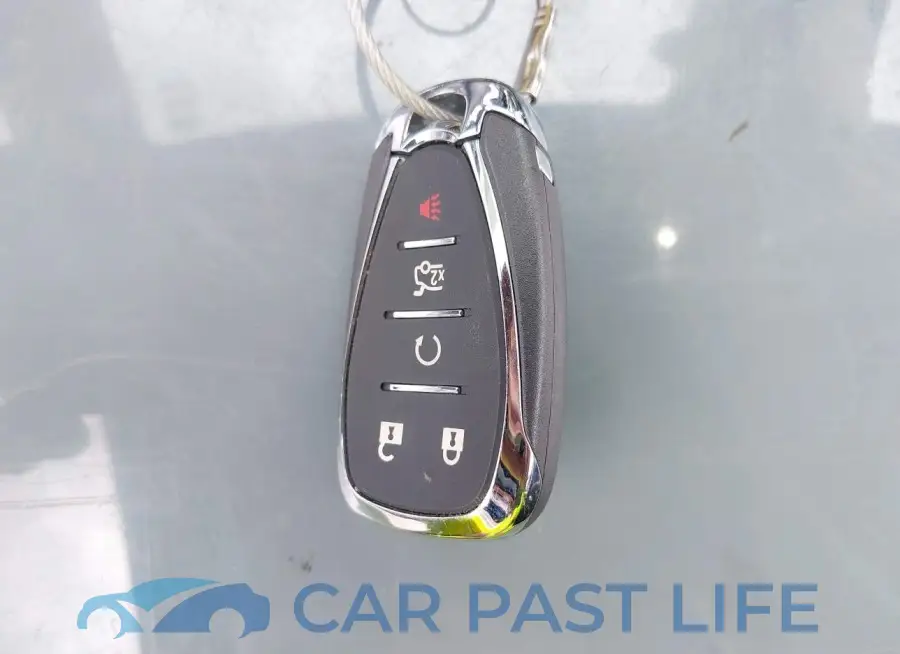 1G1ZD5ST2RF135810# 11