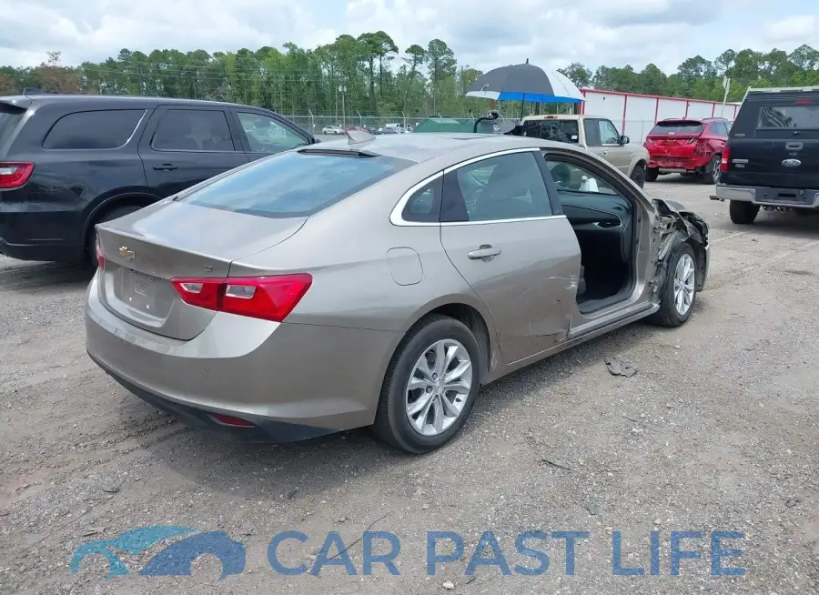 1G1ZD5ST2RF135810# 4