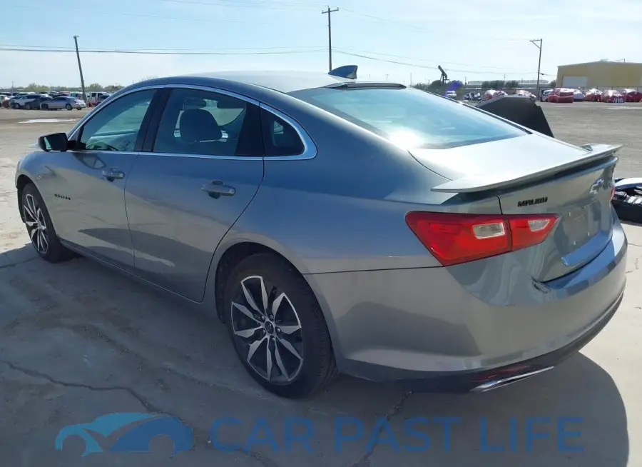 1G1ZG5ST9PF218381# 3
