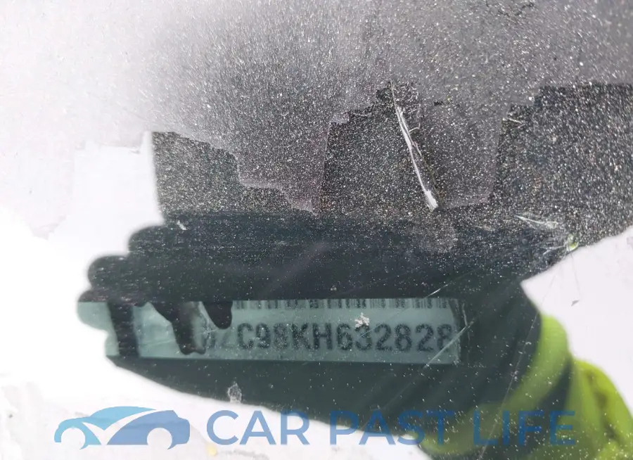 2C3CDZC98KH632828# 9