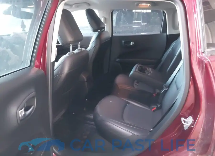 3C4NJDCB8LT167530# 8