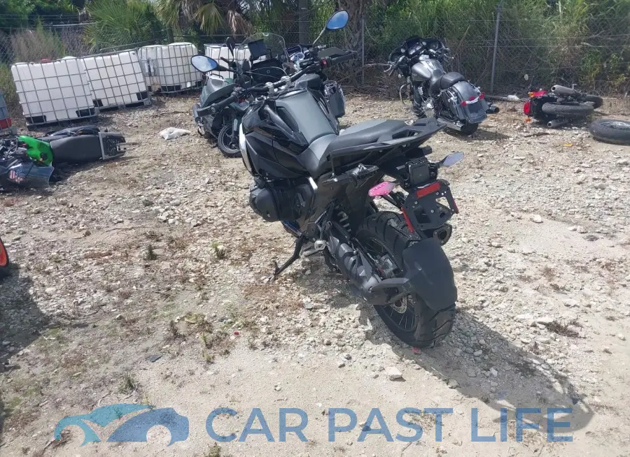 WB10M2300R6J15412# 3