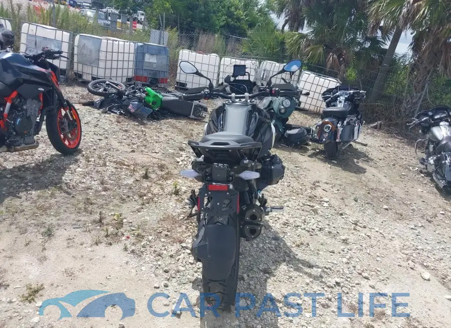 WB10M2300R6J15412# 6