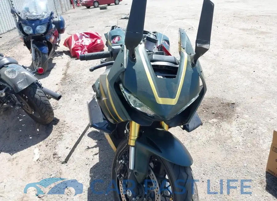 JH2SC7711JK100337# 5