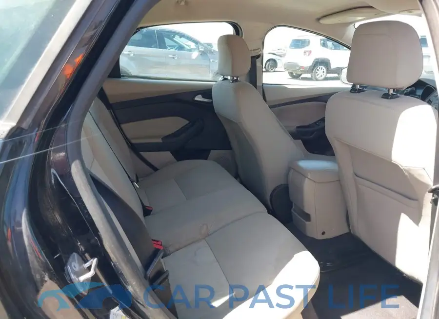1FADP3K25JL242074# 8
