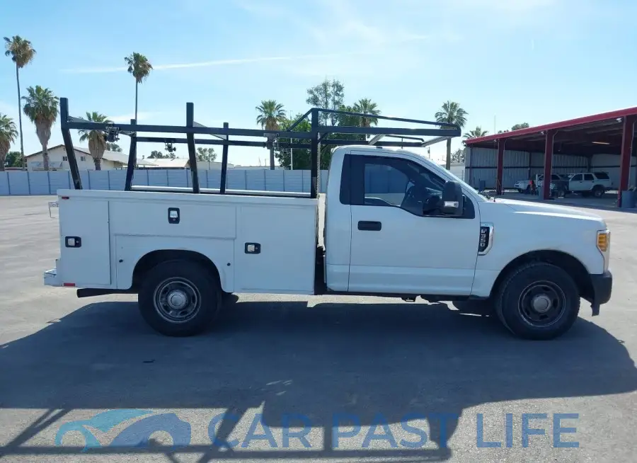 1FDBF3A65JEC48241# 13
