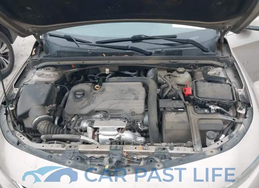 1G1ZD5ST4JF180090# 10