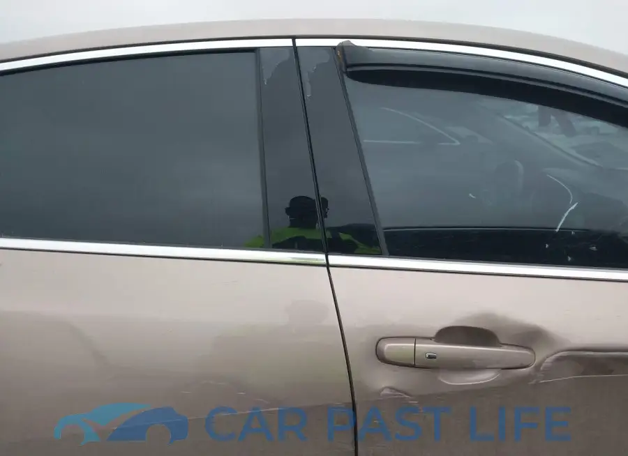 1G1ZD5ST4JF180090# 13