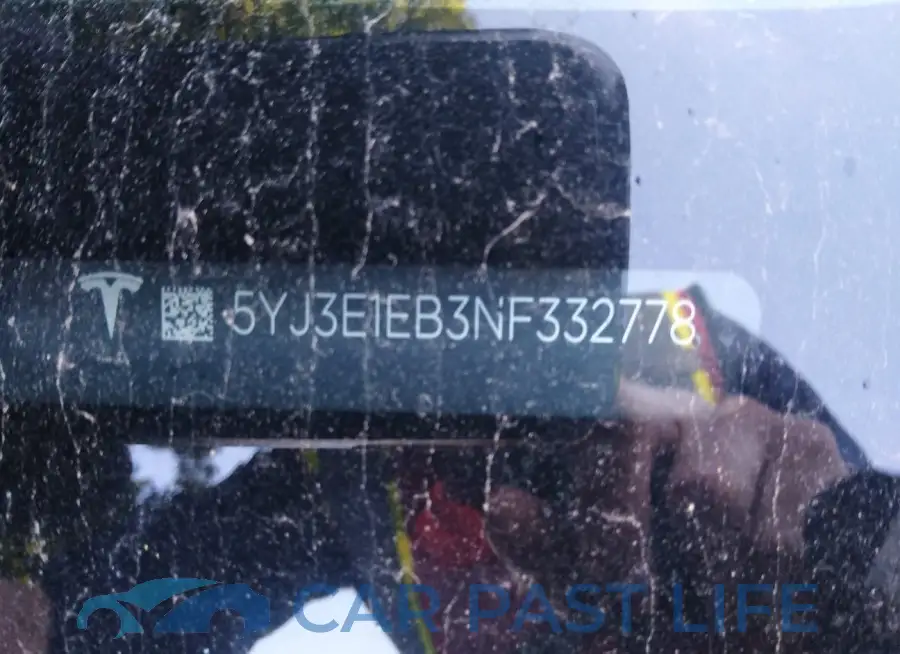 5YJ3E1EB3NF332778# 9