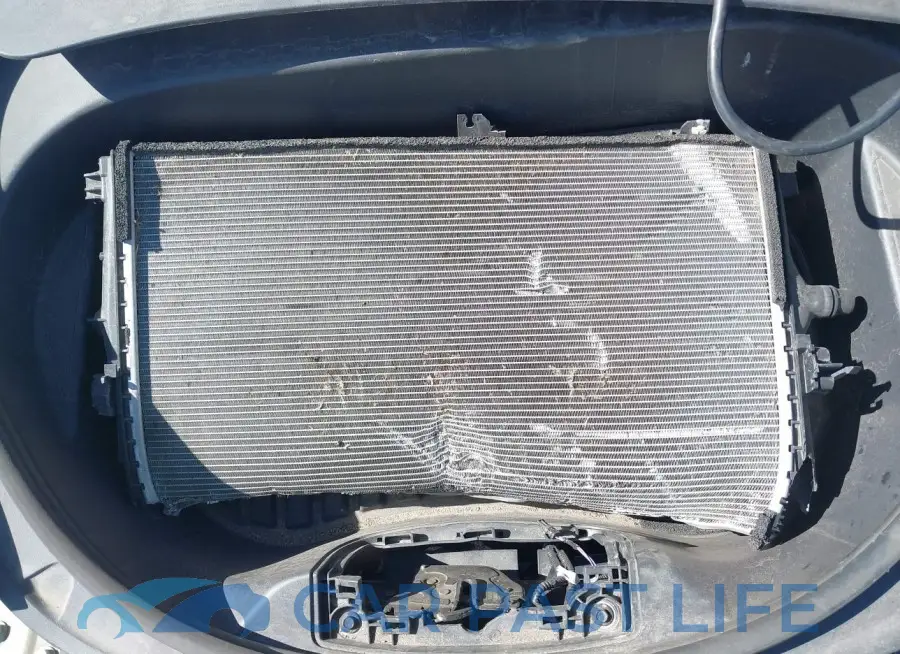 5YJ3E1EB1NF161318# 11