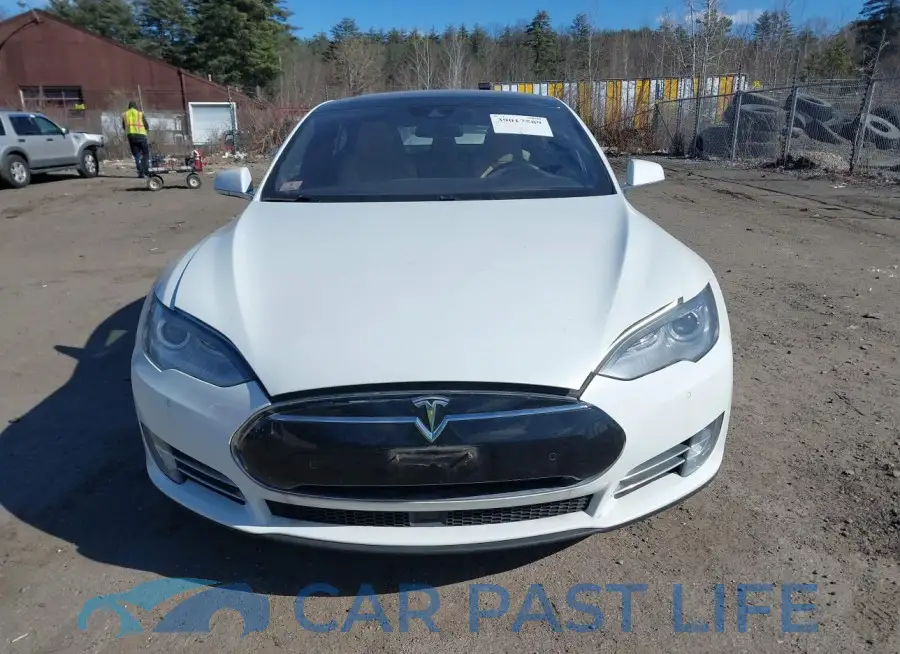 5YJSA1S22FF095049# 12