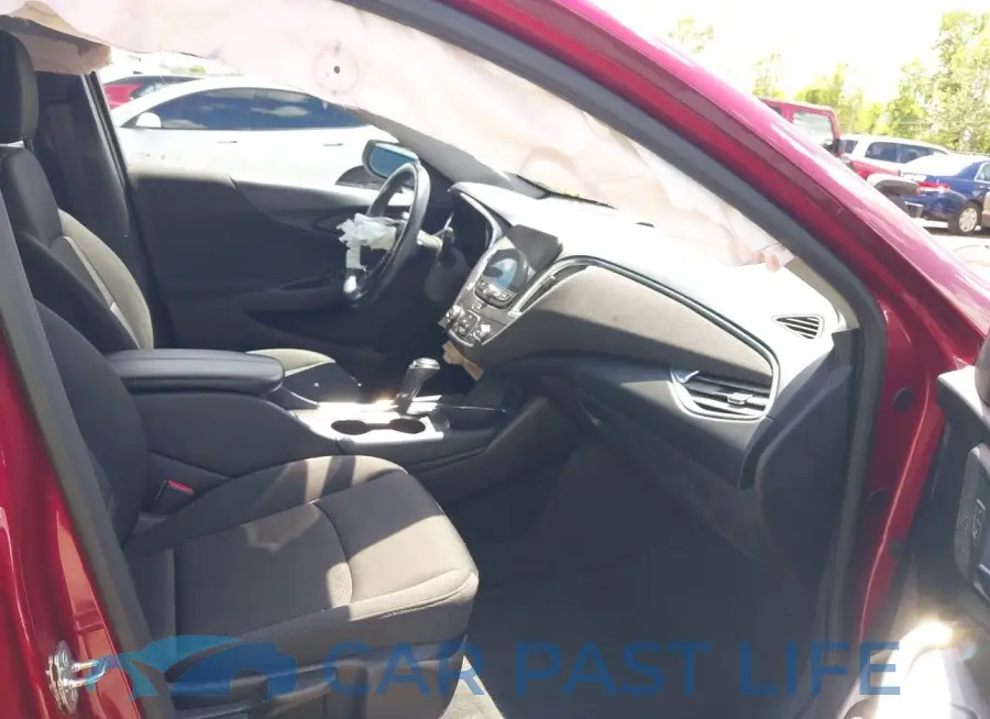 1G1ZD5ST9JF243068# 5
