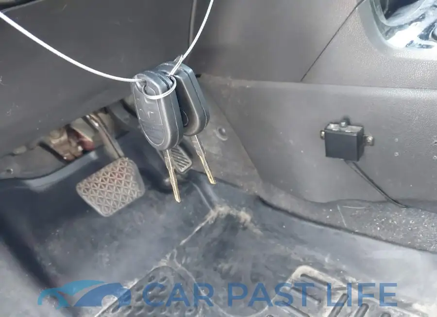3FADP4EJ2FM109240# 11