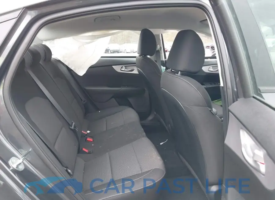 3KPF24AD5RE696419# 8
