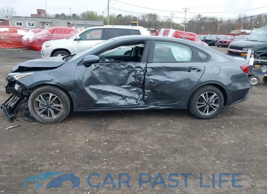 3KPF24AD5RE696419# 14