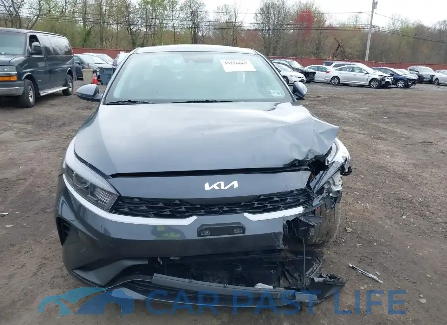 3KPF24AD5RE696419# 12