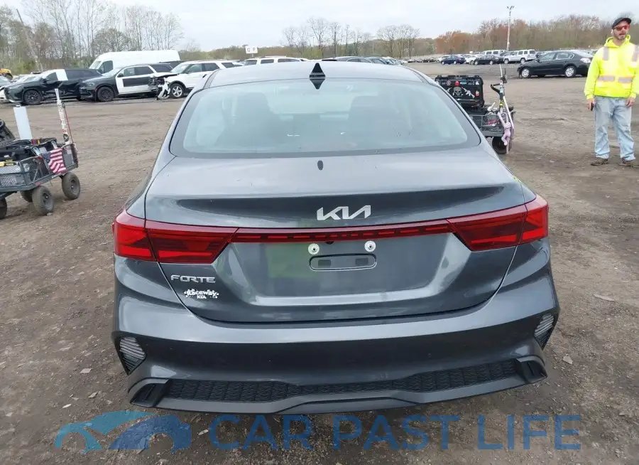 3KPF24AD5RE696419# 16