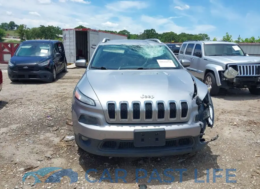 1C4PJLCS8EW262346# 13