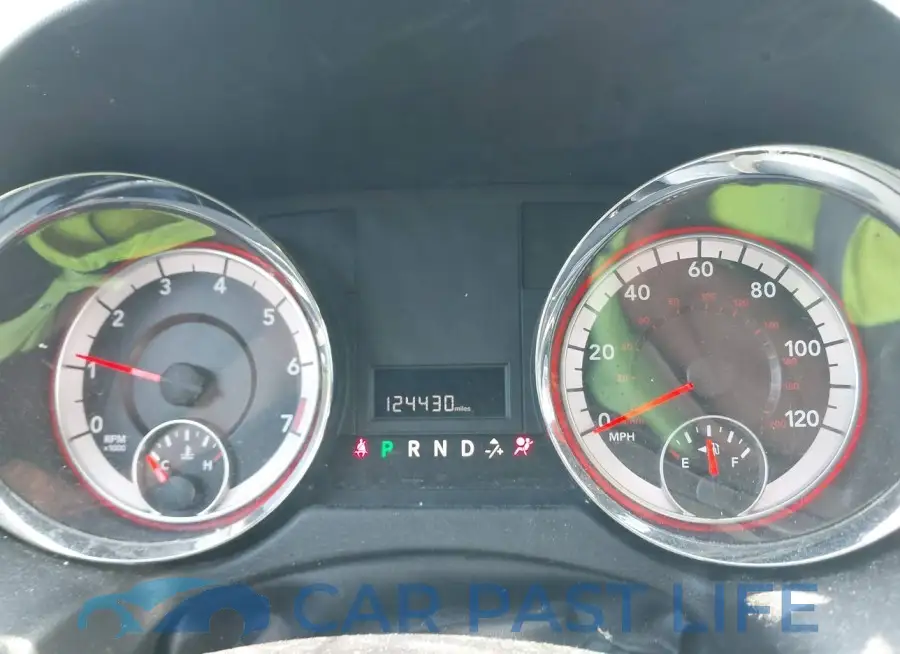 2C4RDGBG3KR504145# 7