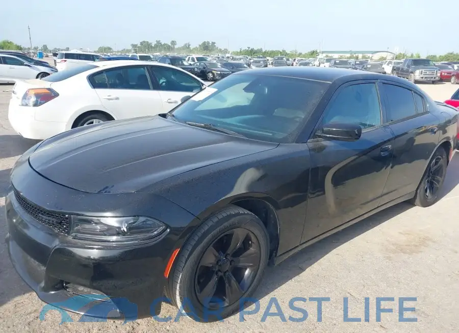 2C3CDXBG0FH928582# 2