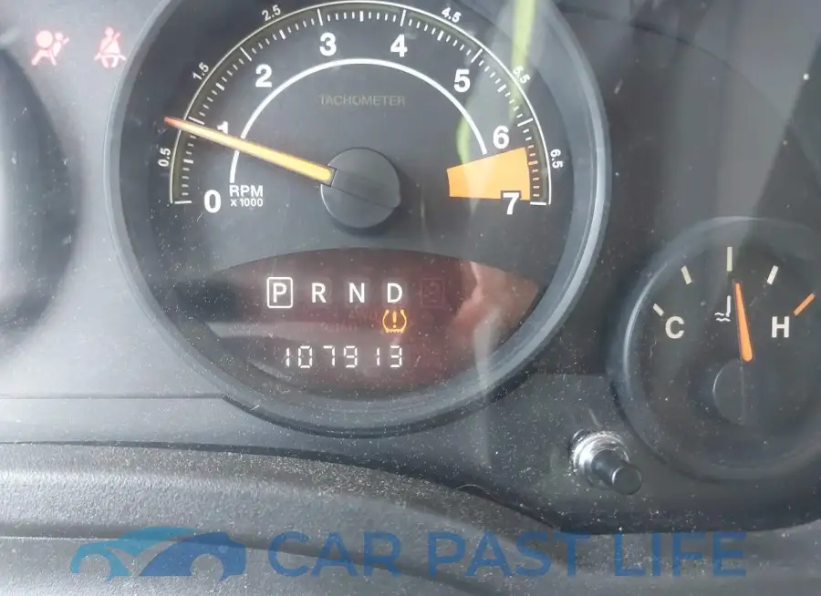 1C4NJPBA0ED893045# 15