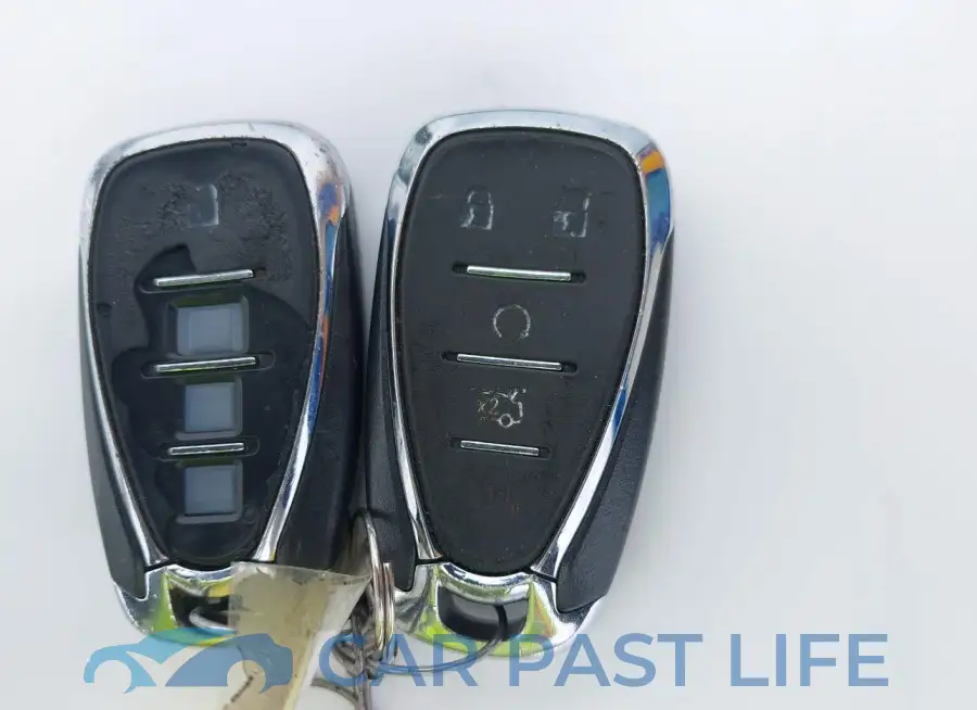 1G1ZB5ST7HF276456# 11